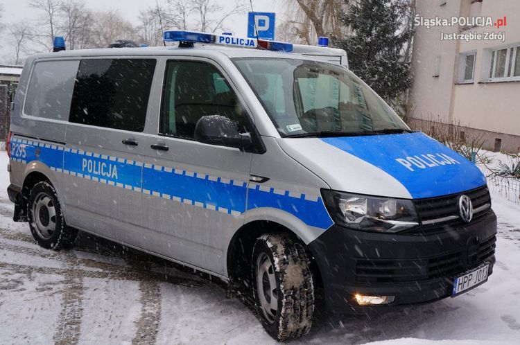 Nowy radiowóz jastrzębskiej policji, KMP w Jastrzębiu-Zdroju