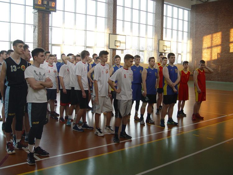 „Jedynka” na podium w miejskich zawodach koszykówki, ZS nr 1 w Jastrzębiu-Zdroju