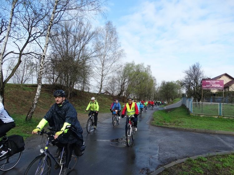 Mieszkańcy wzięli udział w rodzinnym rajdzie rowerowym, Straż Miejska w Jastrzębiu-Zdroju
