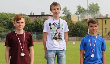 Nowe rekordy i kolejne medale zawodników Klubu Biegacza MOSiR Jastrzębie-Zdrój