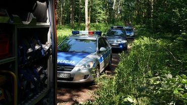 Tragiczny finał poszukiwań. 47-latka znaleziono martwego w lesie