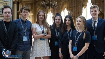 Uczennica „Sobieskiego” wzięła udział w sesji Europejskiego Parlamentu Młodzieży