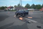 Wypadek w Jastrzębiu: 71-latka została uwięziona w samochodzie, KMP Jastrzębie-Zdrój