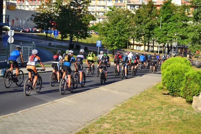 Pasjonaci pokonali na rowerach 150 kilometrów, Sylwia Dymkowska