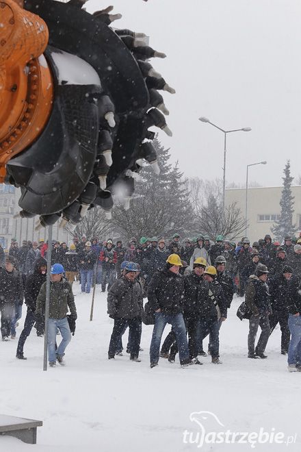 Manifestacja górników zakończona interwencją policji, Dominik Gajda