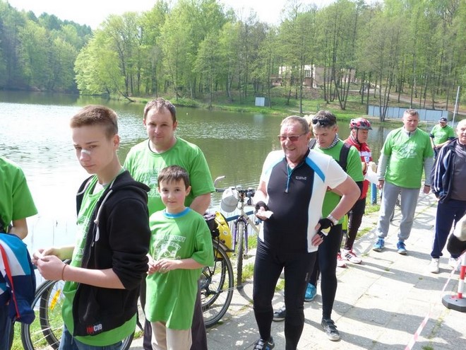 Ponad 180 rowerzystów wystartowało w X Rodzinnym Rajdzie Rowerowym „Pierwszy Dzwonek”, MOSiR Jastrzębie-Zdrój
