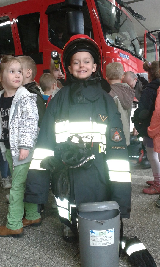 Przedszkolaki z wizytą u strażaków, materiały prasowe PP 6 