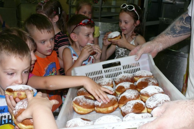 Przedszkolaki z wizytą w piekarni, materiały prasowe UM Jastrzębie-Zdrój