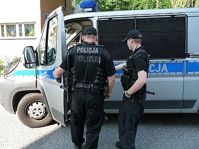 Policjanci walczą z demoralizacją nieletnich, KMP w Jastrzębiu-Zdroju