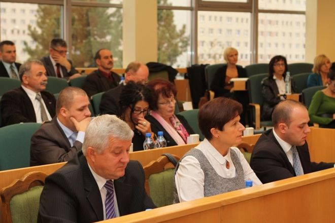 Komisja rewizyjna powiększyła swój skład, UM w Jastrzębiu-Zdroju