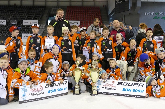 Najmłodsi zawodnicy JKH GKS Jastrzębie zdobyli złoto i srebro Ogólnopolskiego Turnieju Mini Hokeja