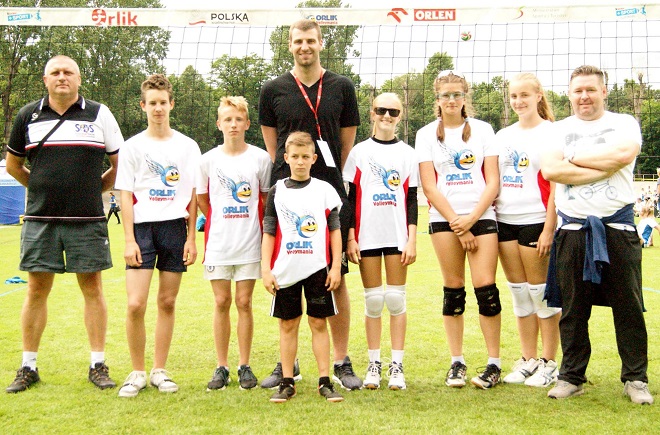 Młodzi uczniowie z jastrzębskich szkół wzięli udział w Mistrzostwach Polski Orlik Volleymania 2016