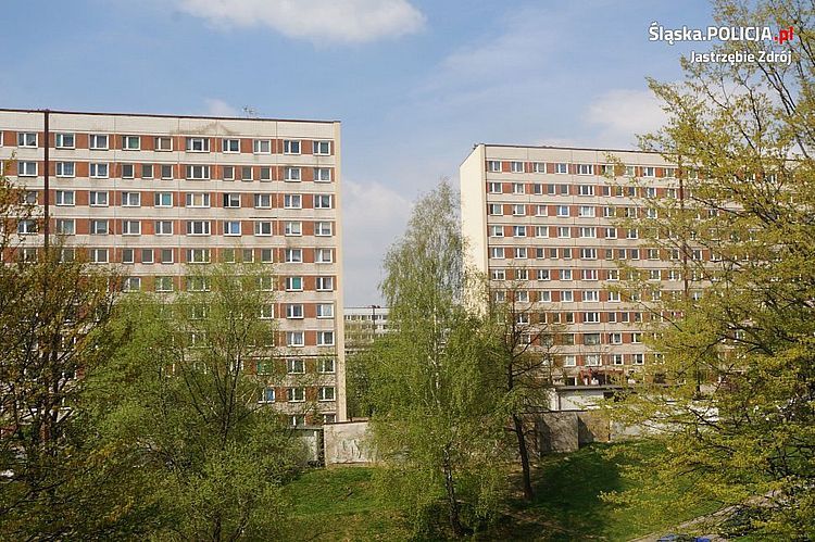 Samobójstwo w Jastrzębiu. 47-latek wyskoczył z 9. piętra, archiwum