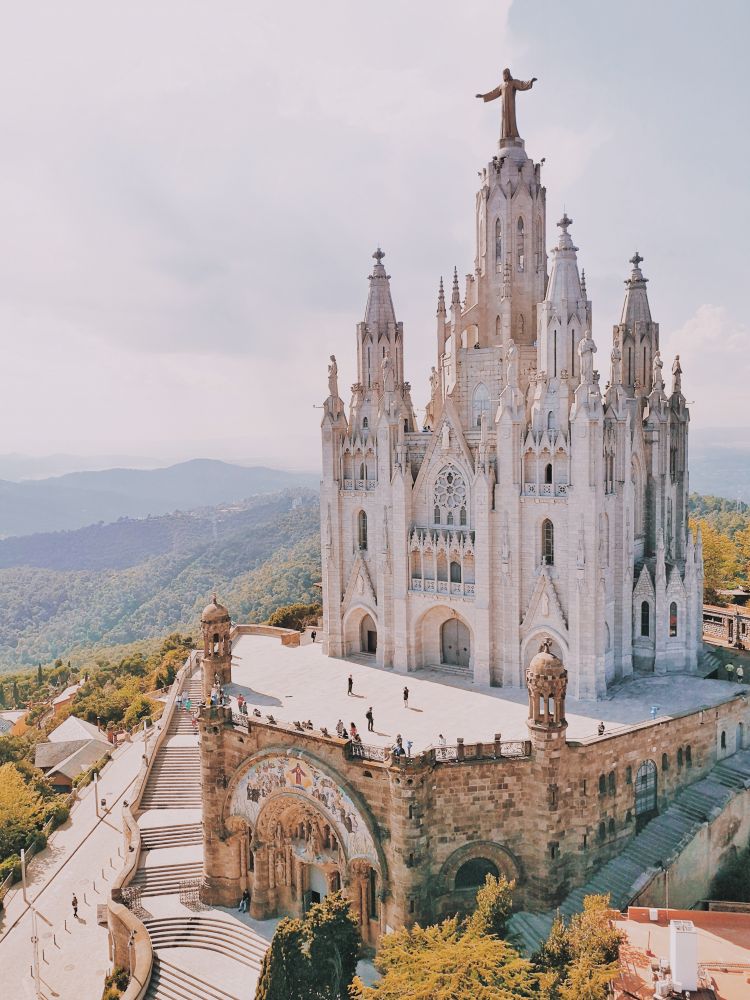 Co trzeba zobaczyć w Hiszpanii? 7 niezwykłych miejsc!, Materiał Partnera