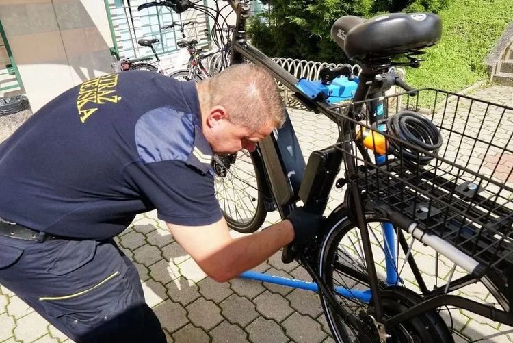 Akcja Straży Miejskiej. Oznakują rowery, miasto Jastrzębie-Zdrój