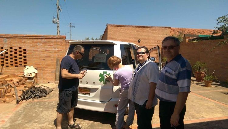 Skończyły się długie wędrówki. Wolontariusze Misji Paragwaj kupili ambulans, Stowarzyszenie Śląska Misja Medyczna 