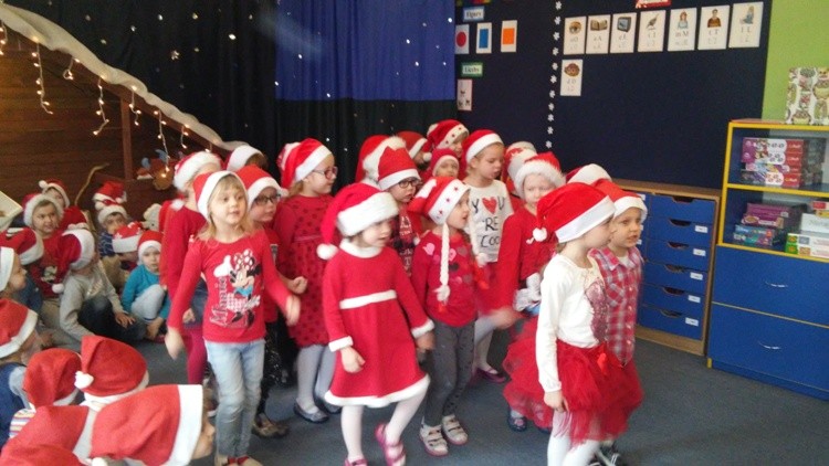 Mikołaj i jego przyjaciele odwiedzili dzieci z Przedszkola nr 6, dk, materiały prasowe Przedszkole nr 6