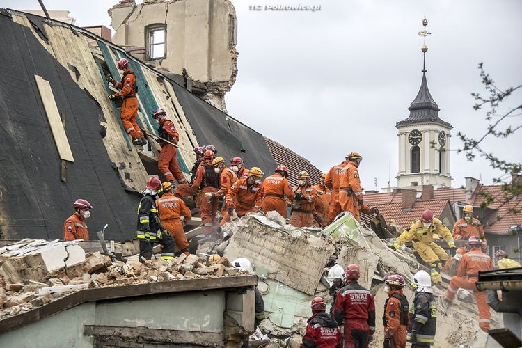 Katastrofa budowlana w Świebodzicach, http://www.112polkowice.com.pl/