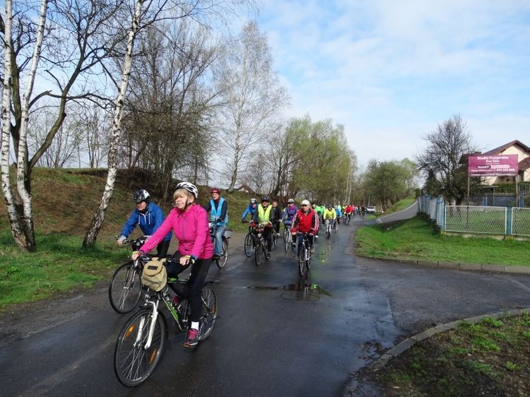 Mieszkańcy wzięli udział w rodzinnym rajdzie rowerowym, Straż Miejska w Jastrzębiu-Zdroju