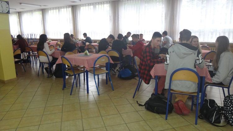 Gimnazjaliści z Jastrzębia i okolic skorzystali z dni otwartych w „Jedynce”, ZS nr 1 w Jastrzębiu-Zdroju