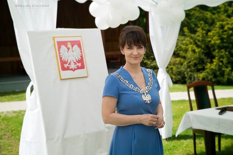Prezydent Anna Hetman udzieliła ślubu w Parku Zdrojowym, Aleksandra Kościelniak