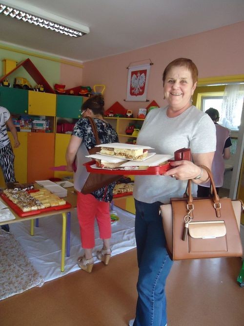 Jastrzębskie rodziny integrowały się na przedszkolnym pikniku, Przedszkole nr 2 w Jastrzębiu-Zdroju