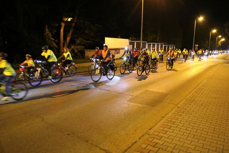Nocą na rowerach: II Nocny Rajd Rowerowy za nami, MOSiR Jastrzębie-Zdrój
