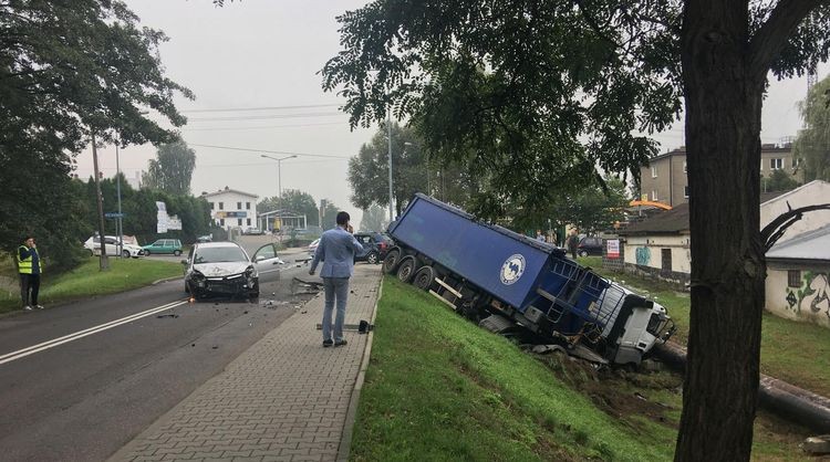 Na ul. Armii Krajowej doszło do wypadku z udziałem 5 samochodów, Sebastian Rurarz