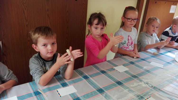 Przedszkolaki z Jastrzębia wzięły udział w dożynkowych warsztatach, Przedszkole nr 2 w Jastrzębiu-Zdroju