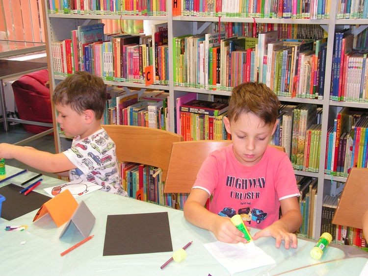 Przedszkolaki z Jastrzębia poznały w bibliotece swoje prawa, Przedszkole nr 18 w Jastrzębiu-Zdroju