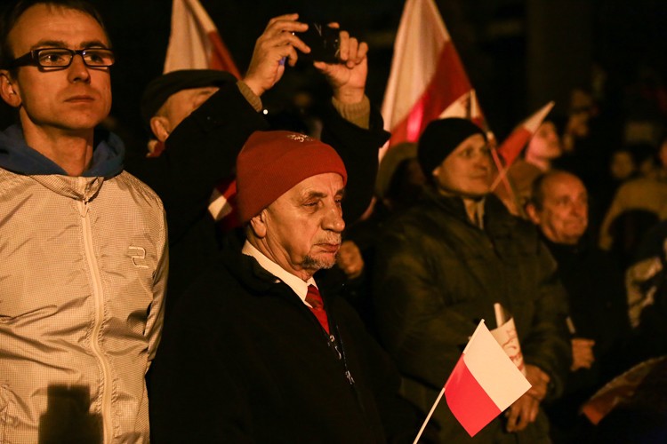 Marsz Niepodległości w Jastrzębiu-Zdroju. Mieszkańcy uczcili Narodowe Święto Niepodległości, Dominik Gajda