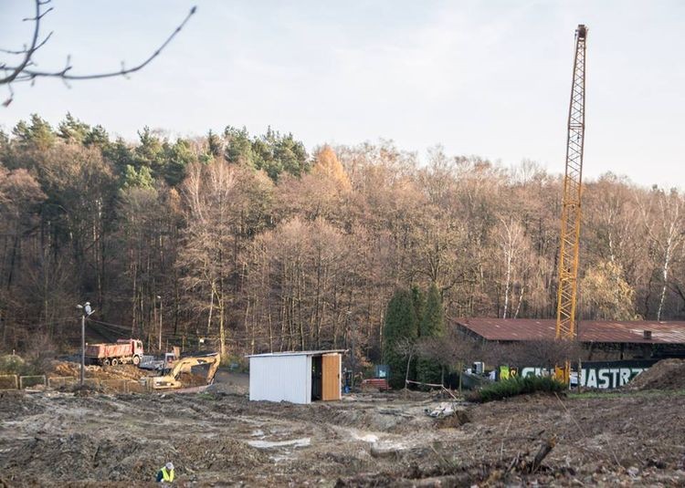 OWN: fundamenty pod tężnię solankową i wodny plac zabaw już gotowe, UM w Jastrzębiu-Zdroju