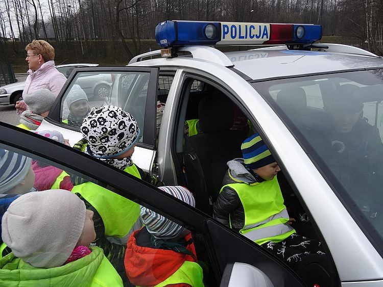 Maluchy z P7 spotkały się z policjantami z Katowic, Materiały prasowe