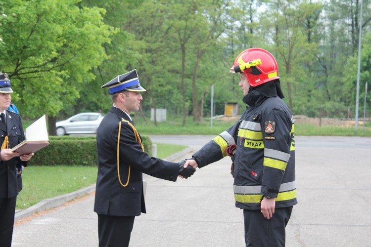 Jastrzębscy strażacy uczcili Dzień Flagi Rzeczypospolitej Polskiej, nm