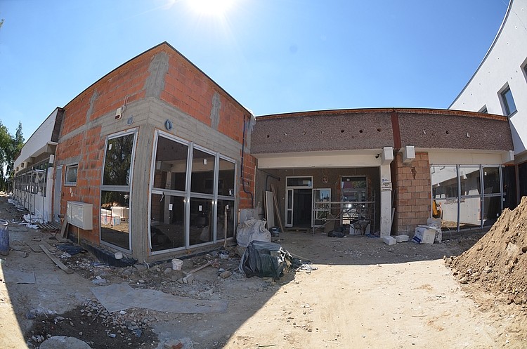 Zobaczcie jak zmienia się budynek szkoły w Boryni, materiały prasowe