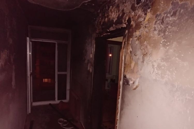 Pożar w bloku przy ul. Kaszubskiej, KM PSP Jastrzębie-Zdrój