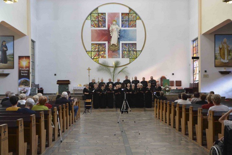 Jubileuszowy koncert w kościele Miłosierdzia Bożego, Katarzyna Wołczańska / Urząd Miasta Jastrzębie-Zdrój