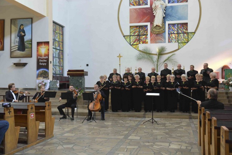 Jubileuszowy koncert w kościele Miłosierdzia Bożego, Katarzyna Wołczańska / Urząd Miasta Jastrzębie-Zdrój