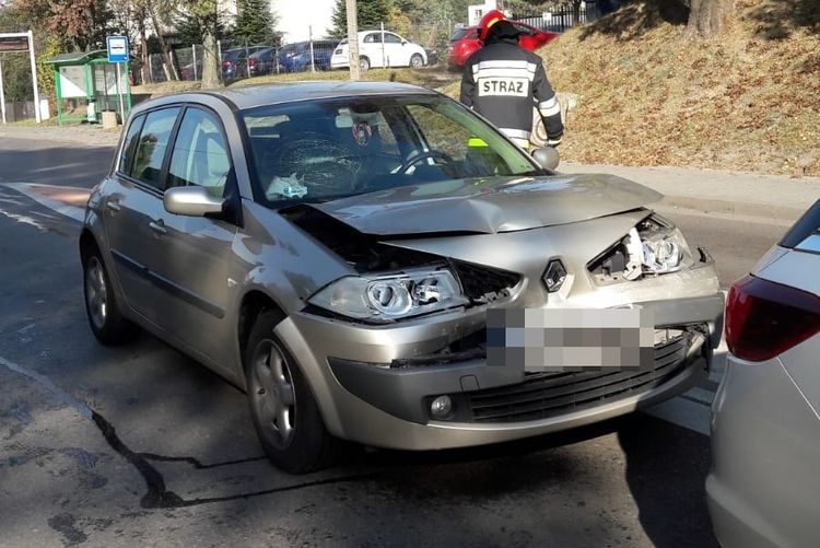 Na ul. Pszczyńskiej zderzyły się 4 samochody, KM PSP