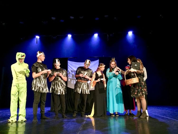 ZS nr 9 wygrał przegląd teatralny „Para buch, teatr w ruch”, Wodzisławskie Centrum Kultury