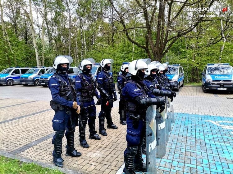 Policja zabezpieczyła mecz podwyższonego ryzyka, KMP Jastrzębie