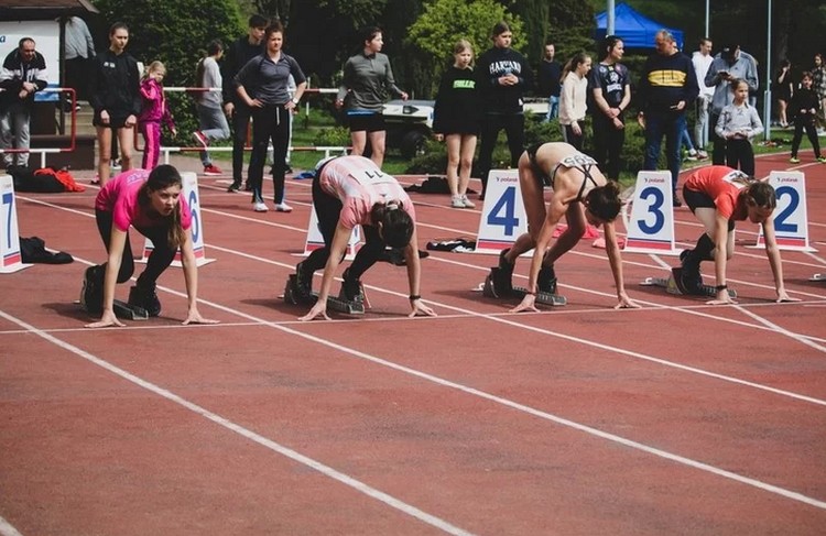 Lekkoatleci z Jastrzębie rozpoczęli sezon letni, rozpychając się na podium, Towarzystwo Lekkoatletyczne Athletics Jastrzębie