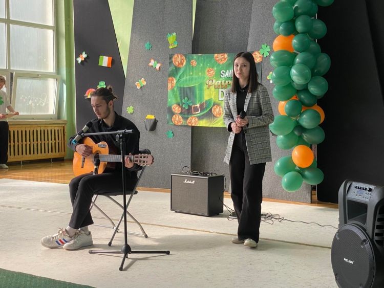 Konkurs piosenki irlandzkiej - dzień św. Patryka w I LO [foto], I LO z Oddziałami Dwujęzycznymi