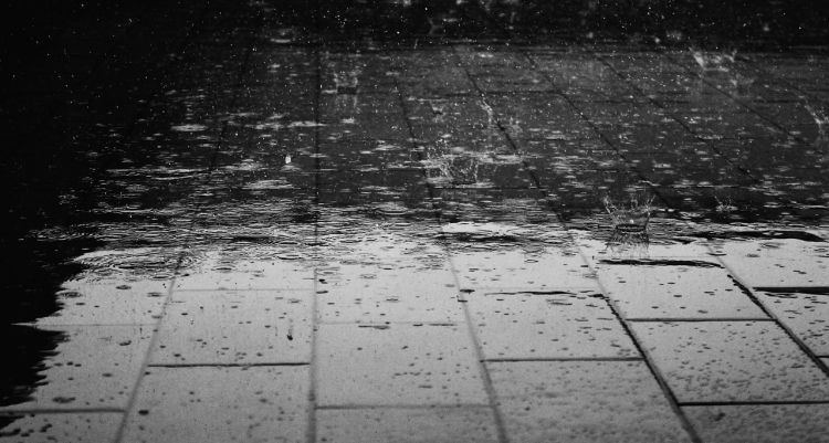 Synoptycy ostrzegają przed intensywnymi opadami deszczu, pixabay.com.pl