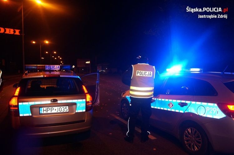 Wypadki i ranni - policja podsumowuje akcję Znicz, Policja Jastrzębie Zdrój