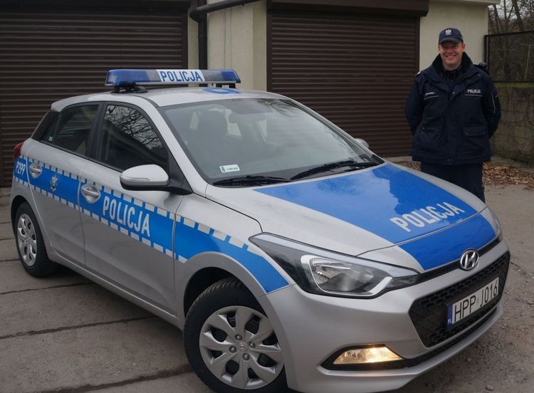 Jastrzębscy dzielnicowi otrzymali nowy radiowóz, KMP w Jastrzębiu-Zdroju