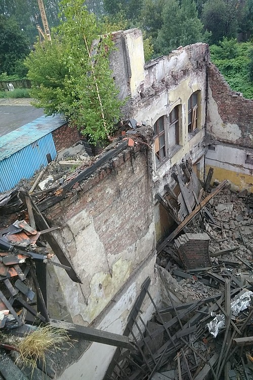 Katastrofa budowlana w Chorzowie. W akcji uczestniczyli jastrzębscy strażacy, 