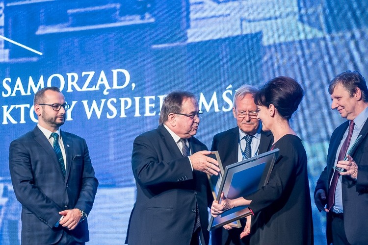 Prezydent i miasto nagrodzeni na Kongresie MŚP, Urząd Miasta Jastrzębie-Zdrój