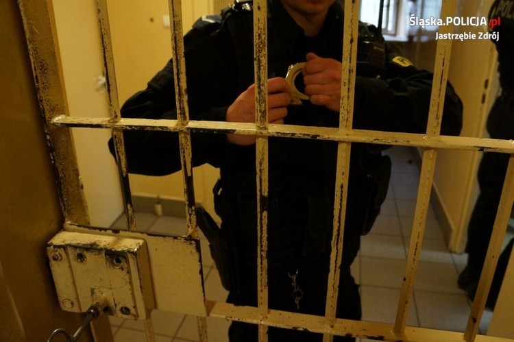 Było wykroczenie, teraz czeka więzienie, KMP Jastrzębie-Zdrój