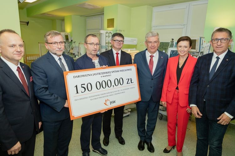 Szpital dostał 150 tys. zł na inkubator transportowy, JSW/Mateusz Paszek